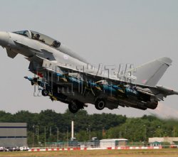 復(fù)合材料是制造飛機的關(guān)鍵